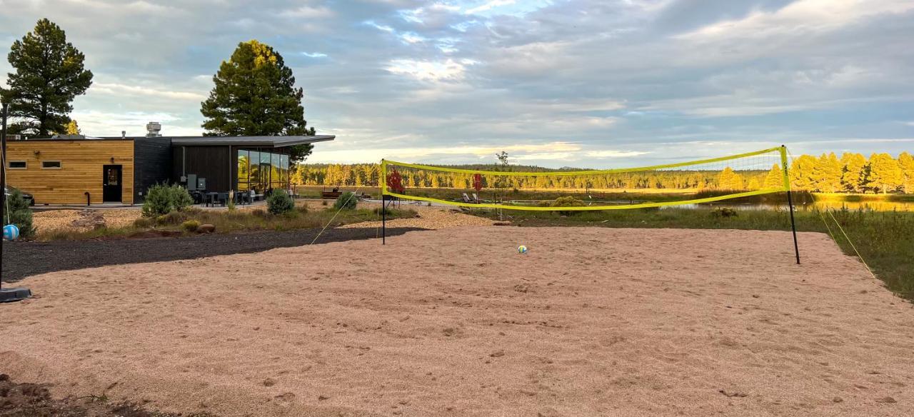 Hotel Backland Williams Exterior foto